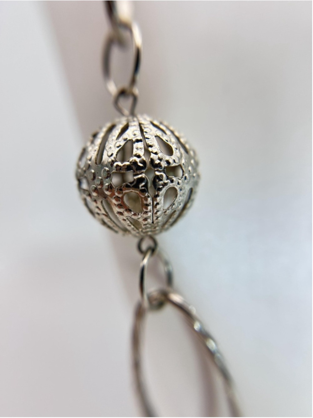 Necklace Silver Tone Filigree Ball Bead Oval Link Chain Statement Beaded - Picture 5 of 9